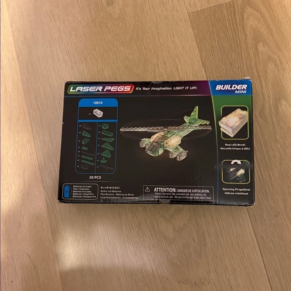 Laser pegs mini helicopter set new in sealed box